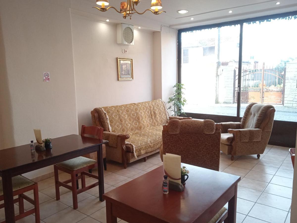Thiamis Guesthouse Doliana 외부 사진